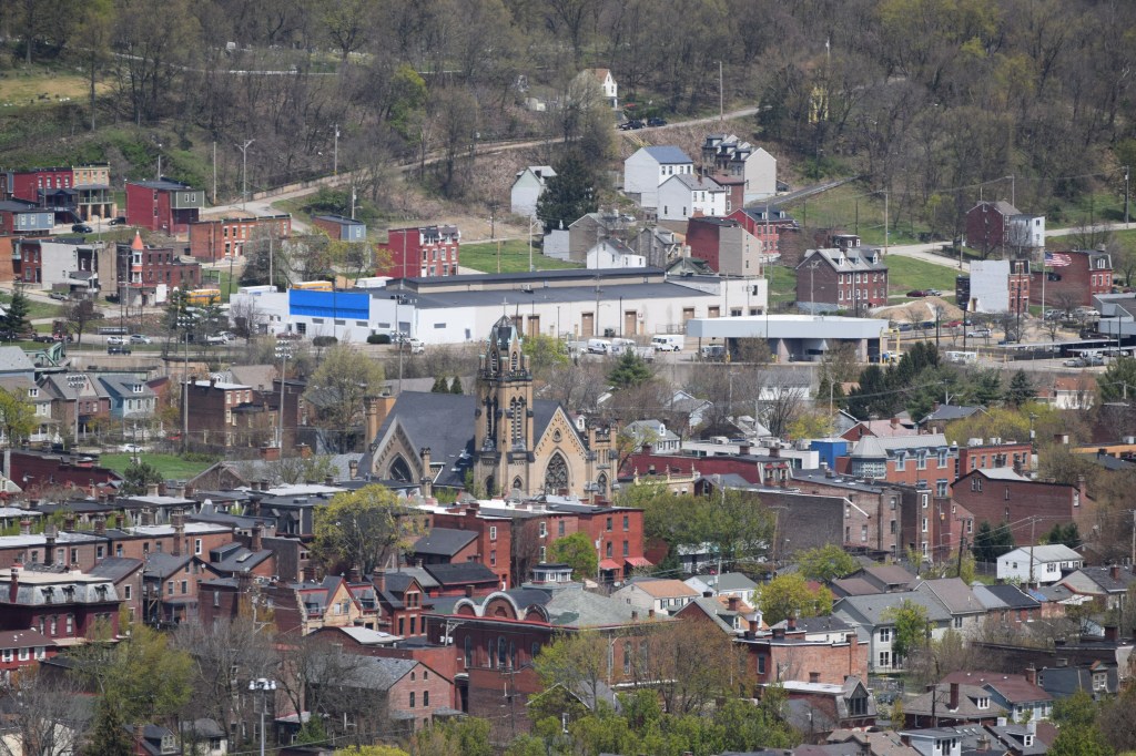 HOW I LEARNED TO STOP WORRYING AND LOVE&nbsp;PITTSBURGH