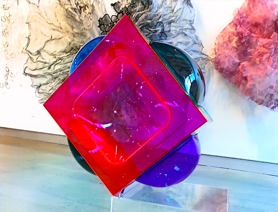 TRACING AN OUTLINE AROUND A MAN’S&nbsp;SHADOW