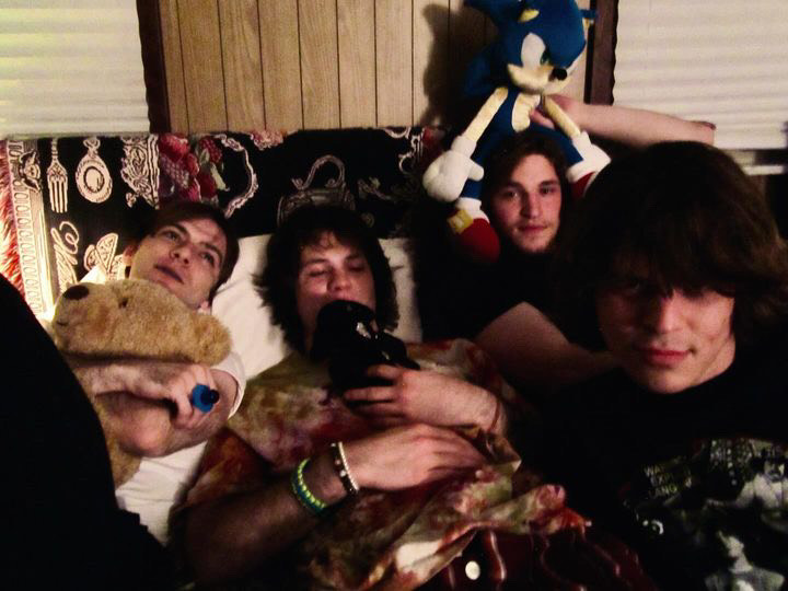 IN CONVERSATION WITH JAMES CASTLE: STREAM OF CONSCIOUSNESS, DETRITUS, AND A DEBUT EP